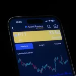 Coinbase Stock: Price Drivers, Risks, and Market Outlook
