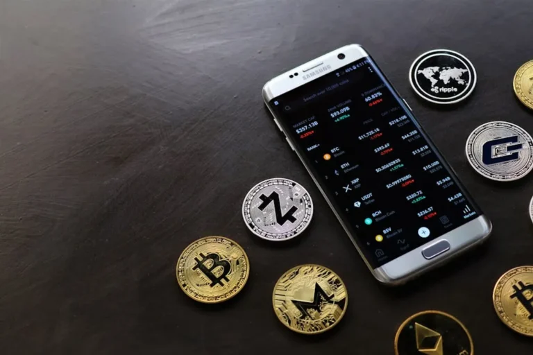 Crypto Ecommerce: How Online Stores Can Accept Digital Payments
